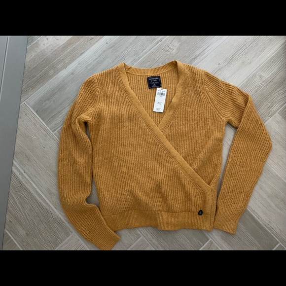 abercrombie wrap sweater